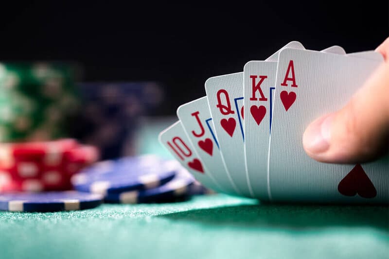 Royal Fush là gì? Cách tính xác suất của Royal Flush Poker