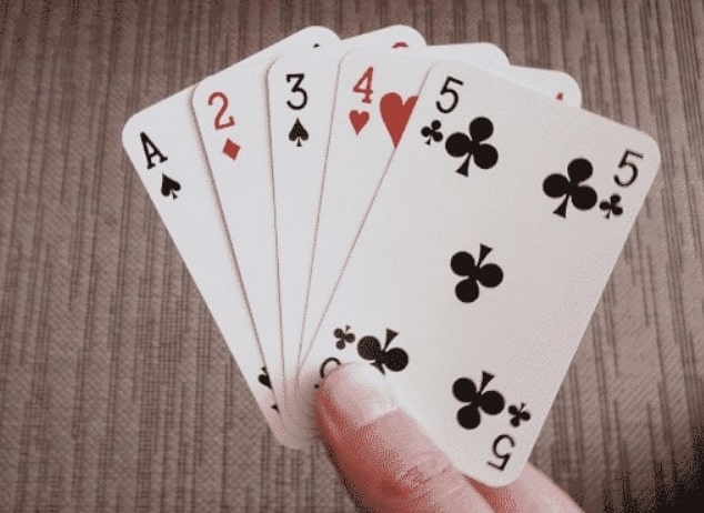 Ngự Linh Young là gì và bạn có thể thắng khi chơi blackjack không?