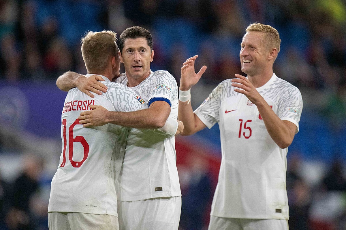 Lewandowski dẫn đầu hàng công Ba Lan tại World Cup 2022