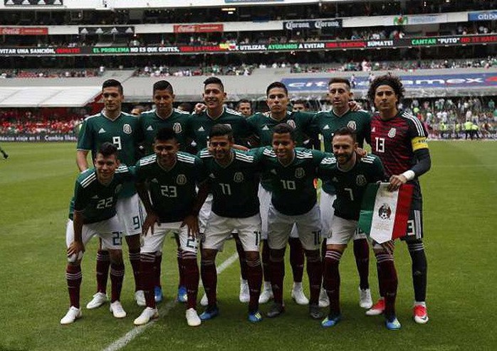 Bạo loạn của cầu thủ Mexico trước World Cup 2018