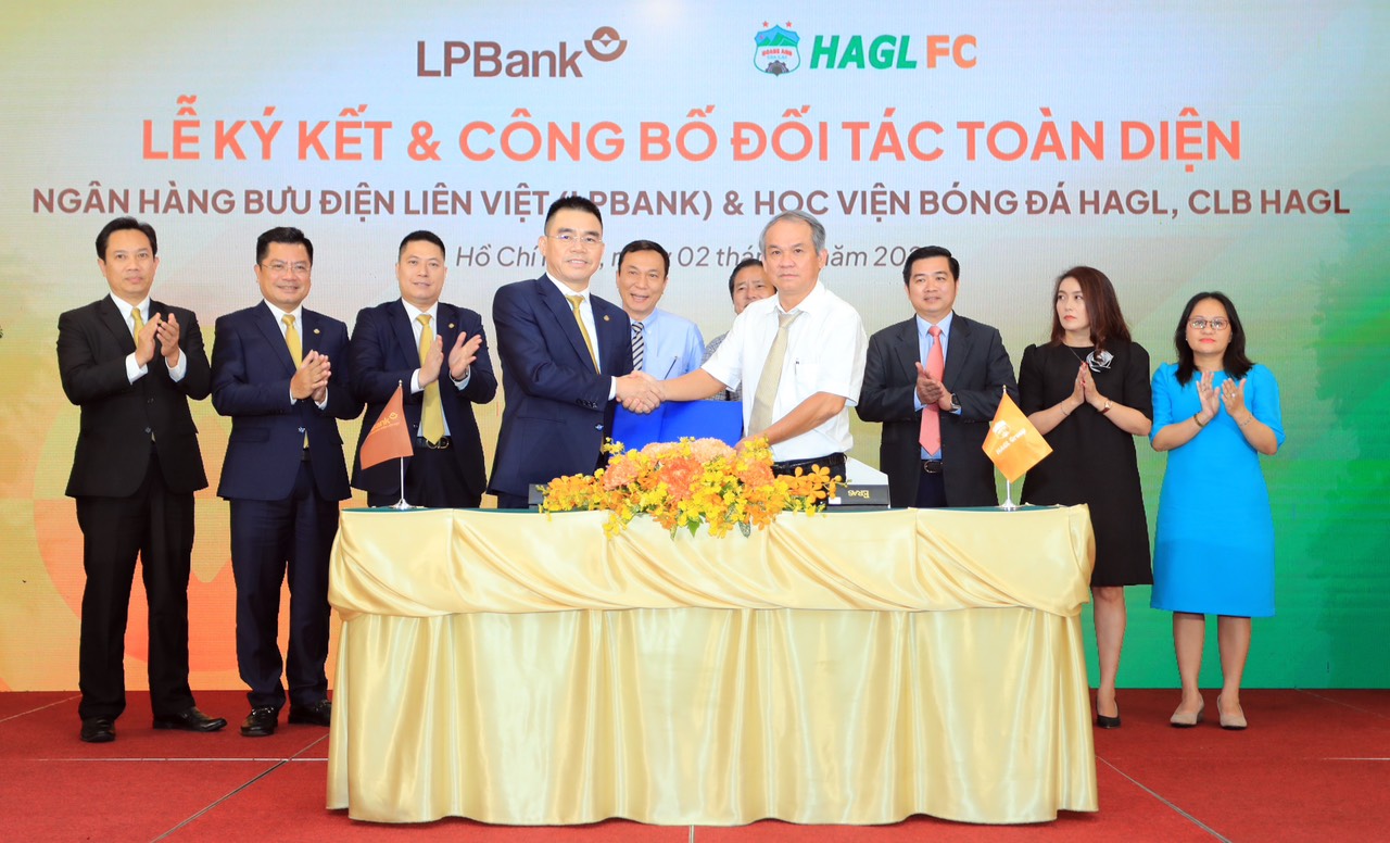 Ra mắt Học viện Bóng đá và CLB Bóng đá LPBank - Hoàng Anh Gia Lai