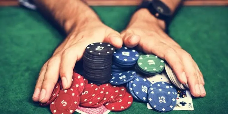Khám phá mẹo chơi poker thắng đậm