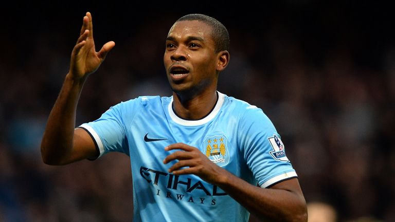 Fernandinho - Tiểu sử và sự nghiệp của cầu thủ bóng đá người Brazil