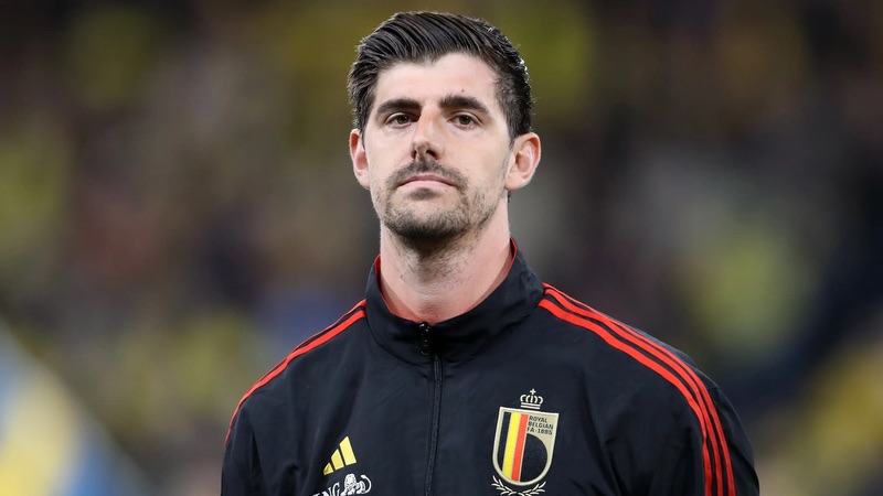 Thủ môn Thibaut Courtois - Tai tiếng xen lẫn với tài năng