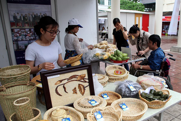 Sản phẩm thủ công của người khuyết tật